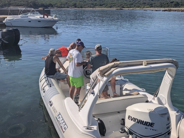 Pronájem Polotuhá loď v Porto-Vecchio -Lomac Lomac 675 IN