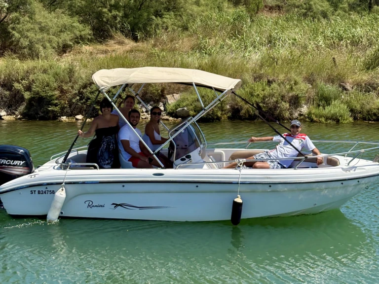 Pronájem lodi Ranieri Pathfinder v Carnon-Plage na Samboatu
