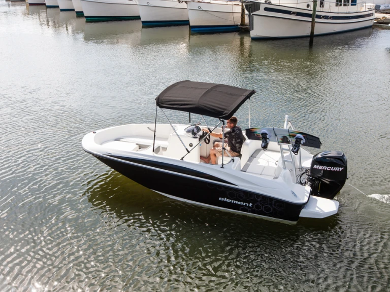Pronajmout Motorová loď se skipperem či ne Bayliner v Club Nautico S'Estanyol