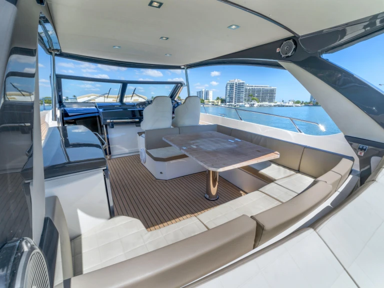 Pronájem jachty v Juan-les-Pins -Absolute Yachts absolute 40 na Samboatu