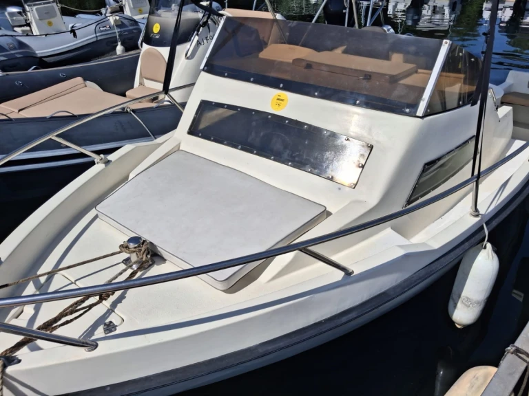 Pronajmout si Riviera 505 v Sanguinet