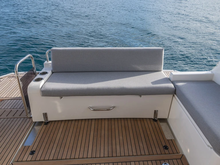 Pronájem lodi Juan-les-Pins lákavé ceny Swift Trawler 41 Fly