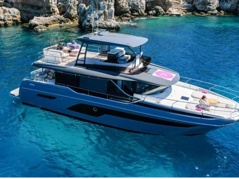 Pronájem jachty v Juan-les-Pins -Prestige Yachts prestige X60 na Samboatu