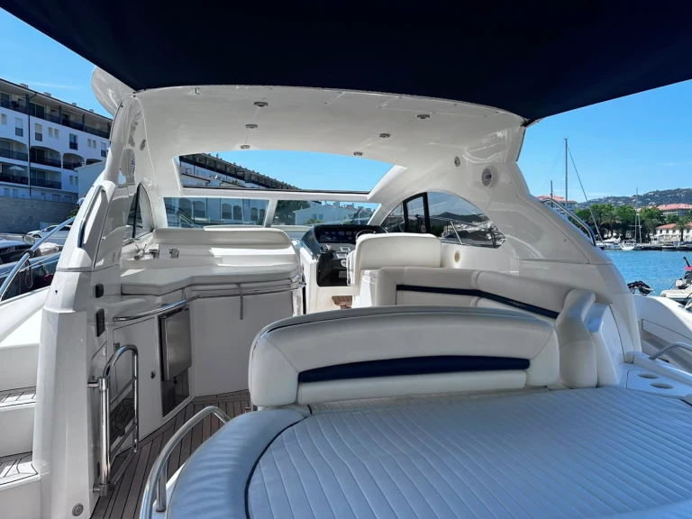 Pronájem Motorová loď v Castell-Platja d'Aro -Sunseeker Portofino 47