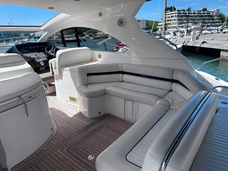 Pronajmout Motorová loď se skipperem či ne Sunseeker v Castell-Platja d'Aro