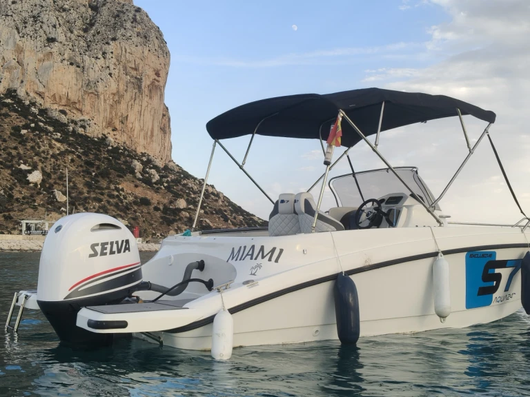 Pronájem lodi Astec Open 480 v Altea na Samboatu