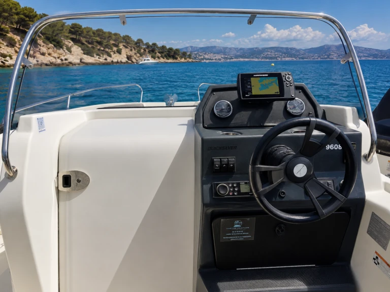 Pronájem lodi Quicksilver Activ 605 Sundeck v Mandelieu-la-Napoule na Samboatu