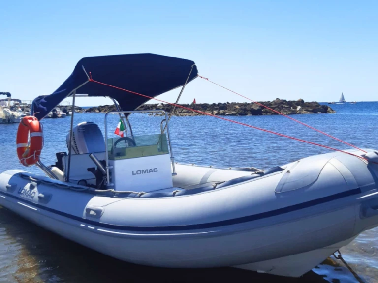 Pronájem Polotuhá loď v Santa Marinella -Lomac Lomac 500 OK