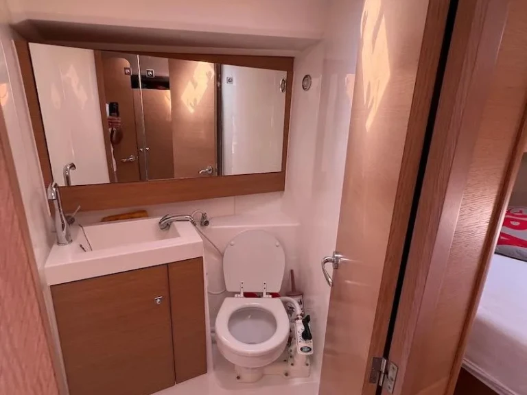 Pronajmout si Fountaine Pajot Dufour 410 v Larmor-Plage