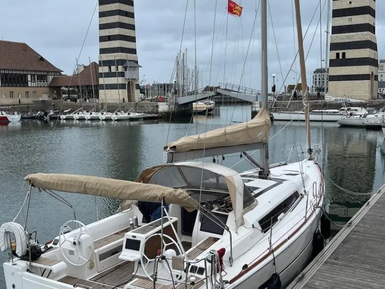 Pronájem lodi Fountaine Pajot Dufour 410 v Larmor-Plage na Samboatu