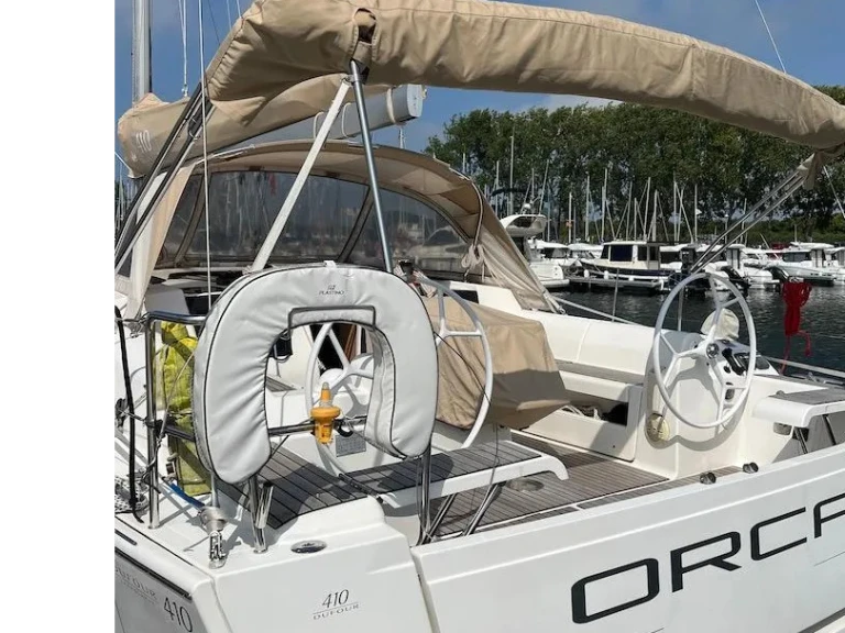 Pronajmout Plachetnice se skipperem či ne Fountaine Pajot v Larmor-Plage