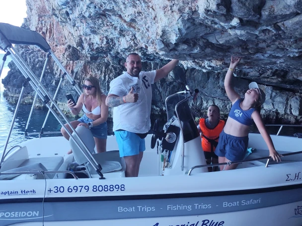 Pronájem lodi Poseidon Blu Water 170cc v Káto Goúves na Samboatu