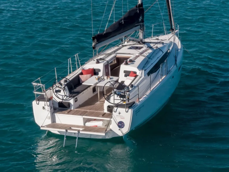 Pronájem lodi Hyeres lákavé ceny Sun Odyssey 380