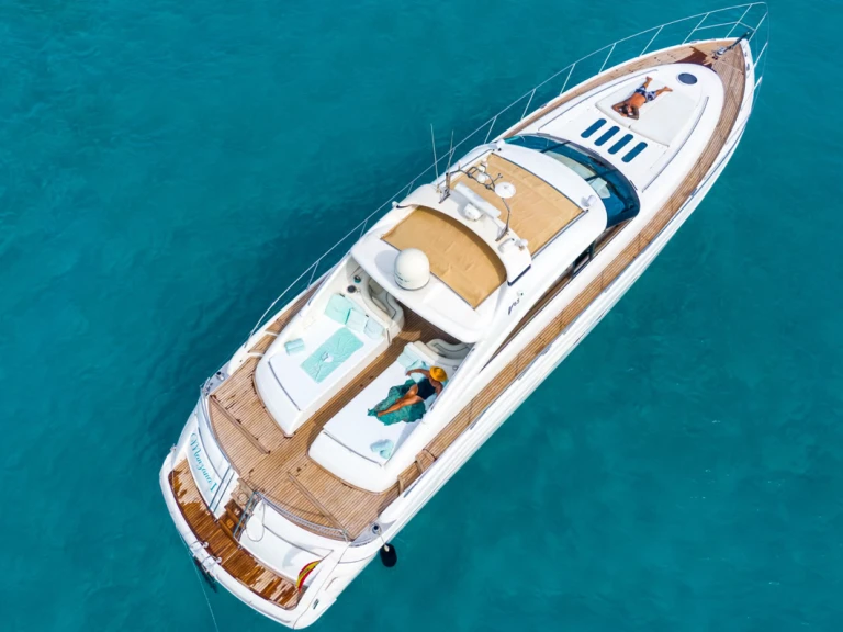 Princess Princess V65 jednotlivci a charterové společnosti v Ibiza Town