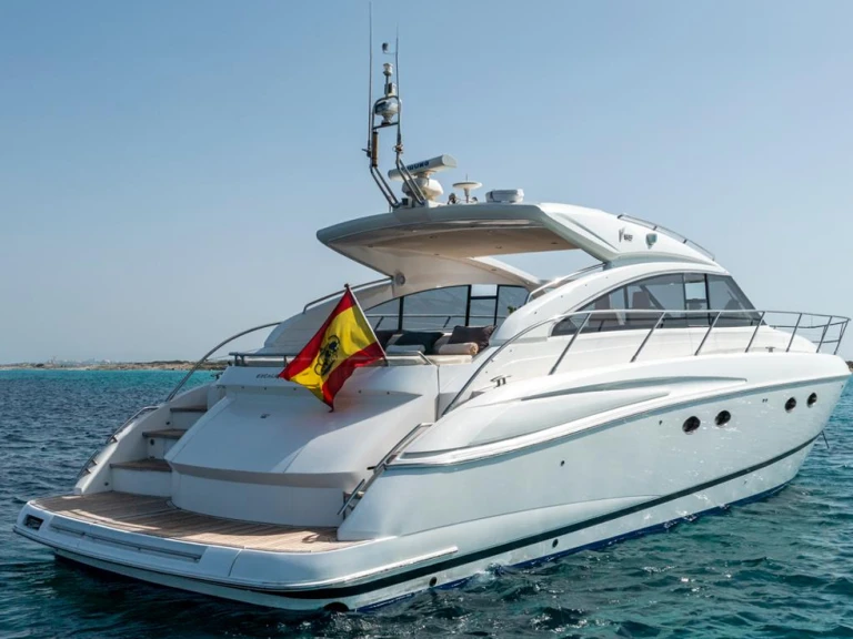 Pronájem Motorová loď v Ibiza Town -Princess Princess V53