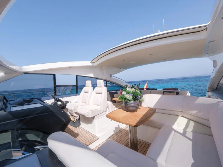 Pronájem lodi Princess Princess V53 v Ibiza Town na Samboatu