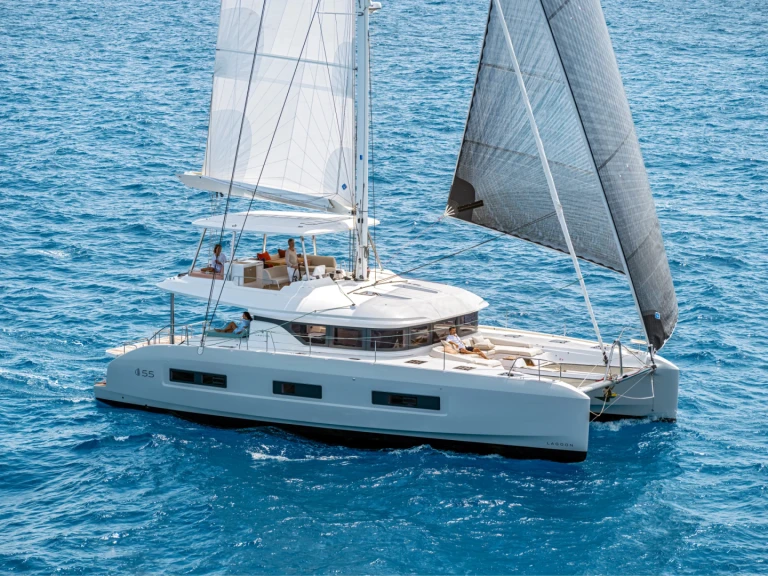 Pronájem lodi Eden Island lákavé ceny Lagoon 55