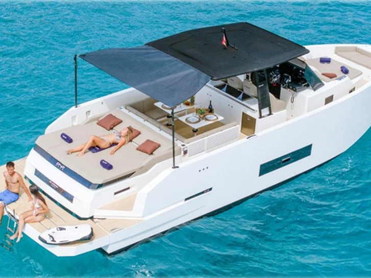 De Anton  io Yacht s D42 Open jednotlivci a charterové společnosti v Ibiza Town
