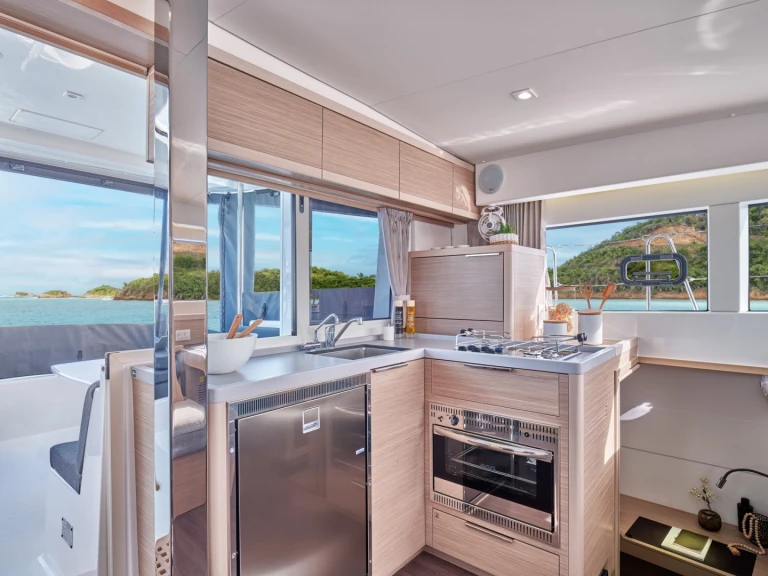 Pronájem lodi Lagoon Lagoon 40 v Eden Island na Samboatu
