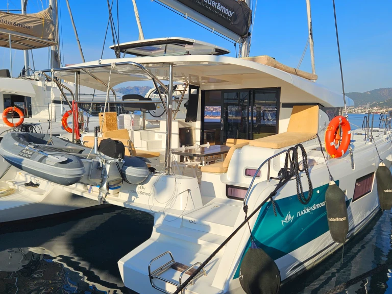 Pronájem jachty v Fethiye -Lagoon Lagoon 42 na Samboatu