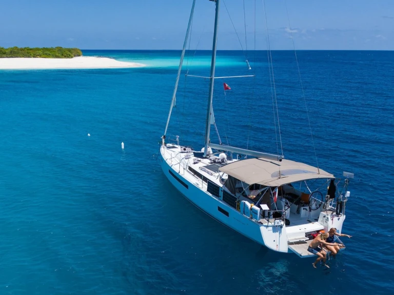 Pronajmout si Jeanneau Sun Odyssey 490 v Male