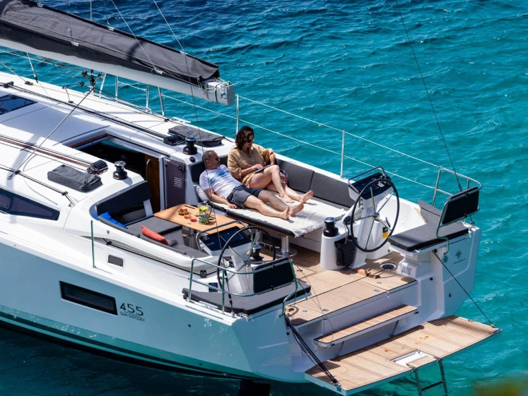 Pronájem lodi Road Town lákavé ceny Sun Odyssey 455