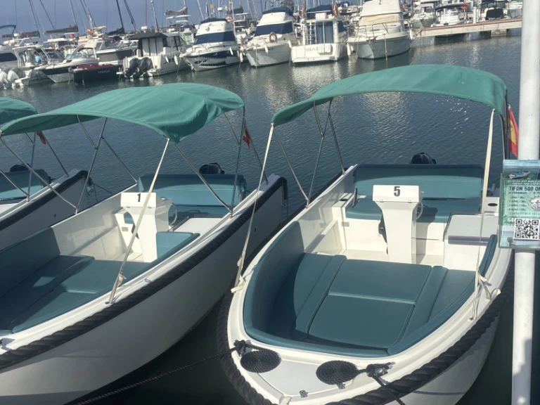 Pronájem jachty v Cambrils -Polyester Yacht Tifón 500 na Samboatu