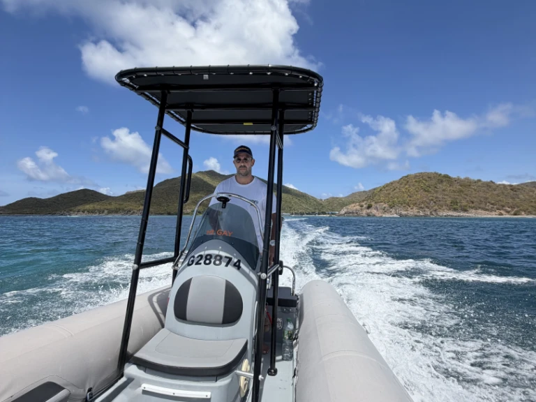 Pronájem jachty v Svatý Martin -3D Tender Lux 550 na Samboatu