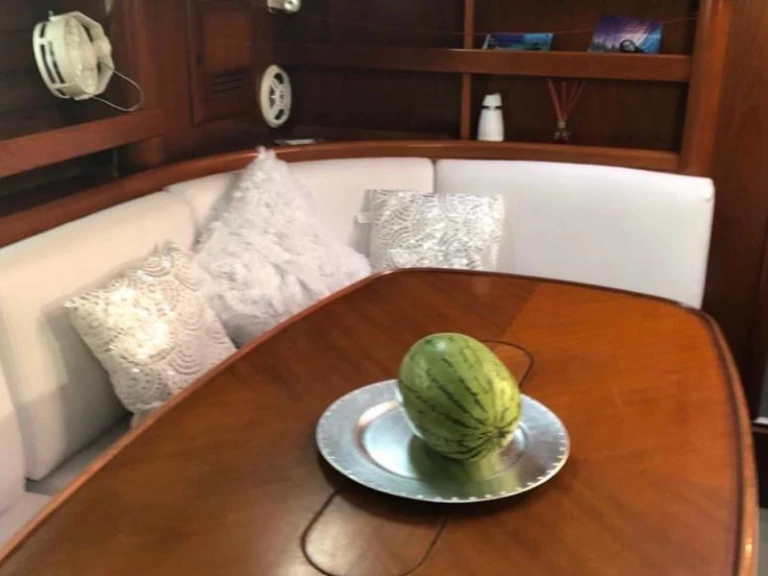 Pronajmout si Bénéteau Oceanis 50 v Cartagena