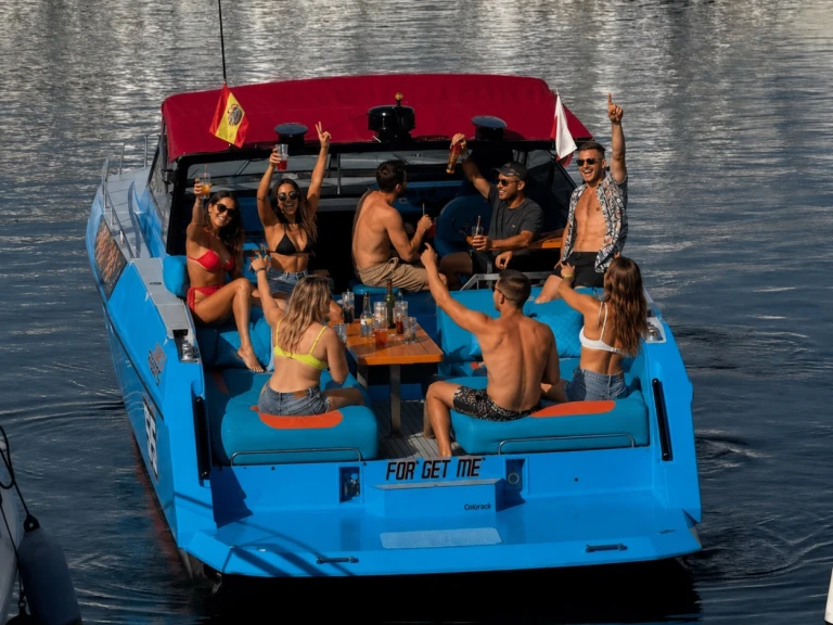Pronájem lodi Marbella lákavé ceny Altura 47