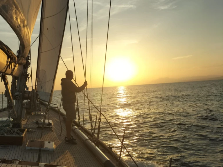 Bill Dixon / Walsteds One-off jednotlivci a charterové společnosti v Port d'Alicante