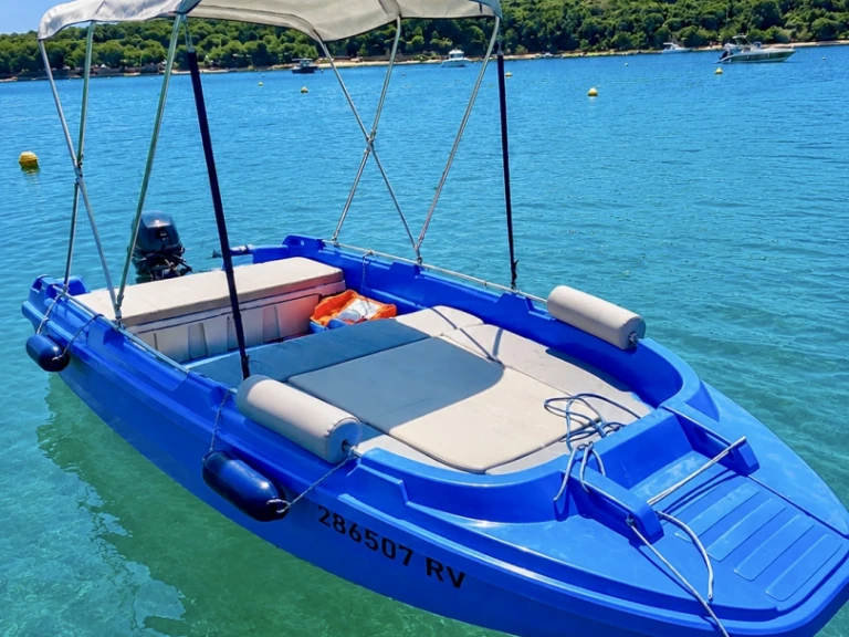 Pronájem jachty v Rovinj -ROTO Family 450 na Samboatu