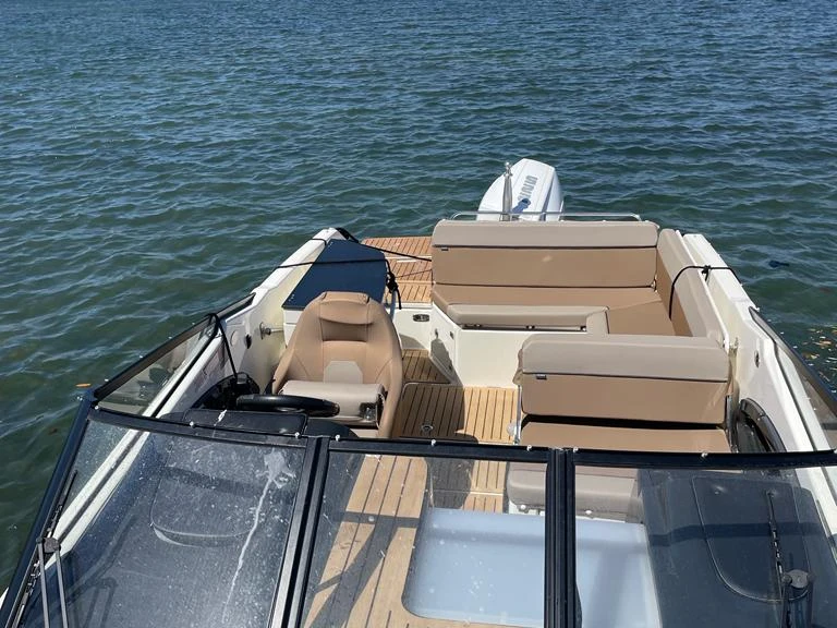 Pronajmout Motorová loď se skipperem či ne Quicksilver v Hyeres
