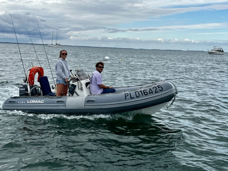 Pronájem lodi Quiberon lákavé ceny Lomac 460 Club