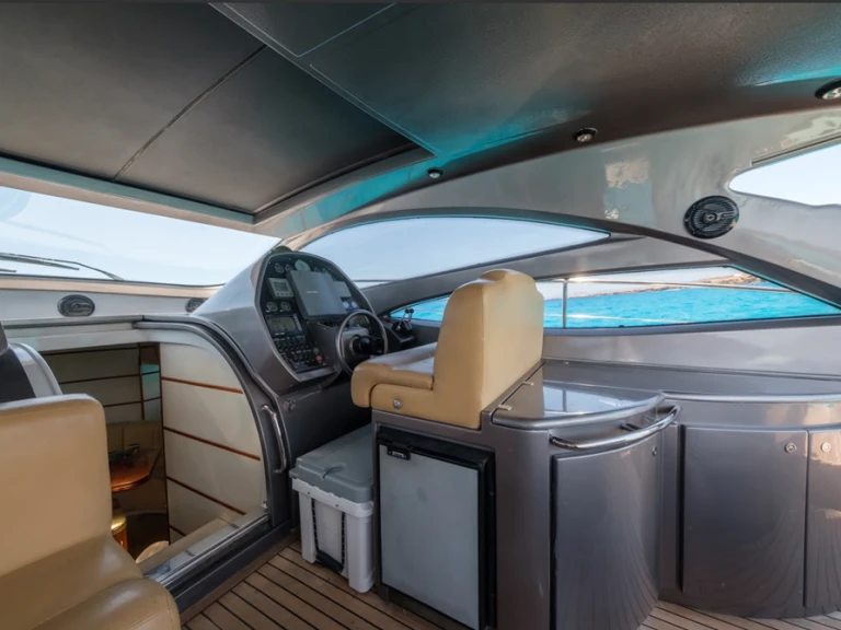 Pronájem lodi Pershing Pershing 50 v Ibiza Town na Samboatu