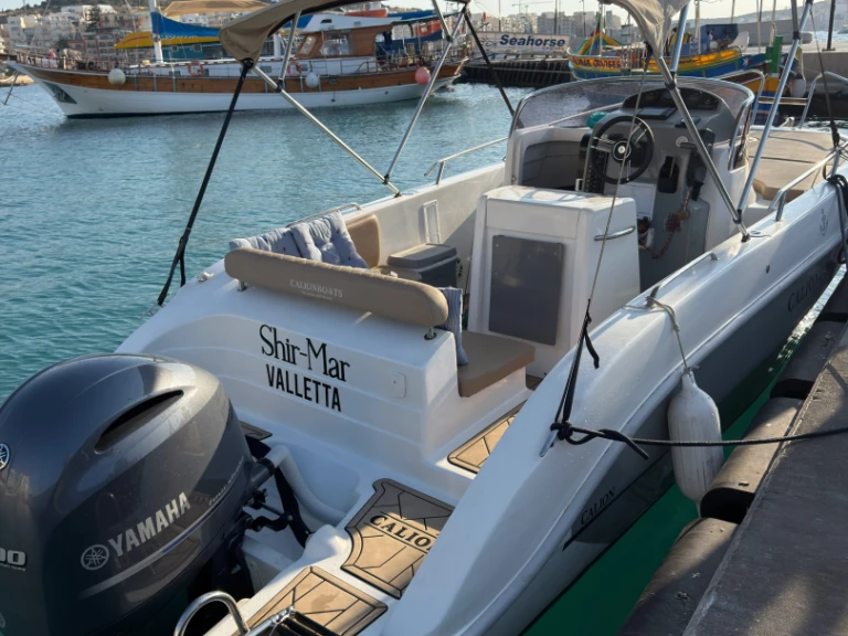 Pronajmout si Calion 23 WA  v Msida Yacht Marina