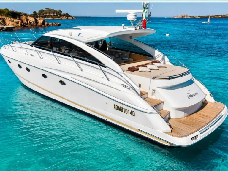 Pronájem jachty v Port of Cannigione -Princess Princess V53 na Samboatu