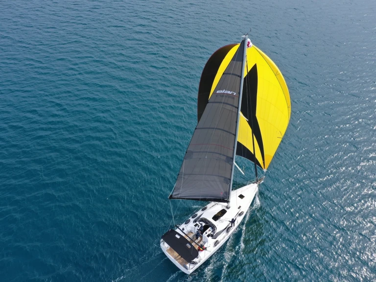 Pronájem lodi Elan Elan E6 v Biograd Na Moru na Samboatu