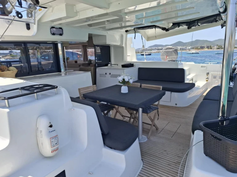 Pronájem jachty v Denia -Lagoon Lagoon 46 na Samboatu