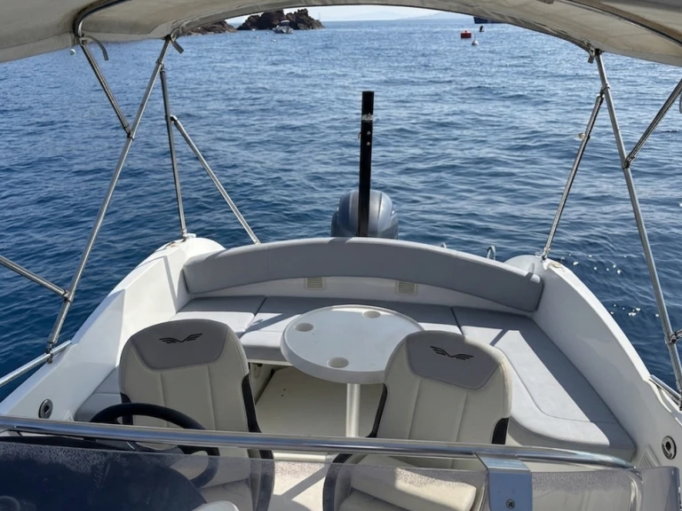 Pronájem jachty v Saint Raphael -Bénéteau Flyer 6.6 SUNdeck na Samboatu