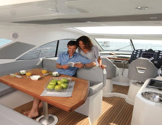 Pronájem Motorová loď v Juan-les-Pins -MonteCarloYachts 42