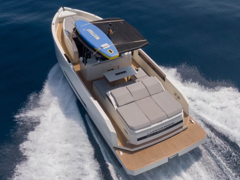 Pronájem Motorová loď v Ibiza Town -De Antonio DE ANTONIO YACHTS D36 
