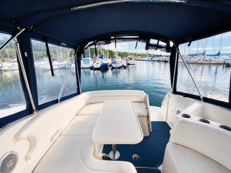 Pronájem Motorová loď v Thonon-les-Bains -Bayliner Bayliner 255
