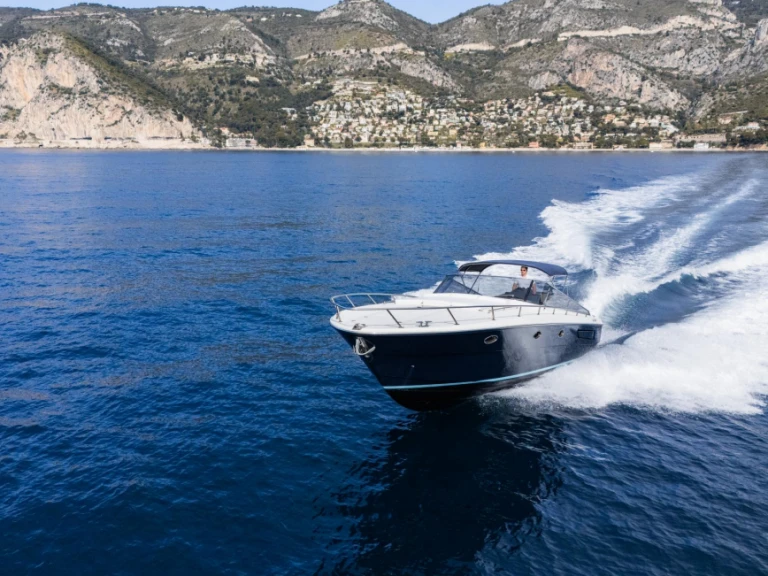 Pronájem lodi Saint-Jean-Cap-Ferrat lákavé ceny Itama 40