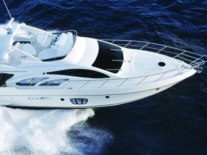 Pronajmout si Azimut Azimut 55 Fly v Juan-les-Pins