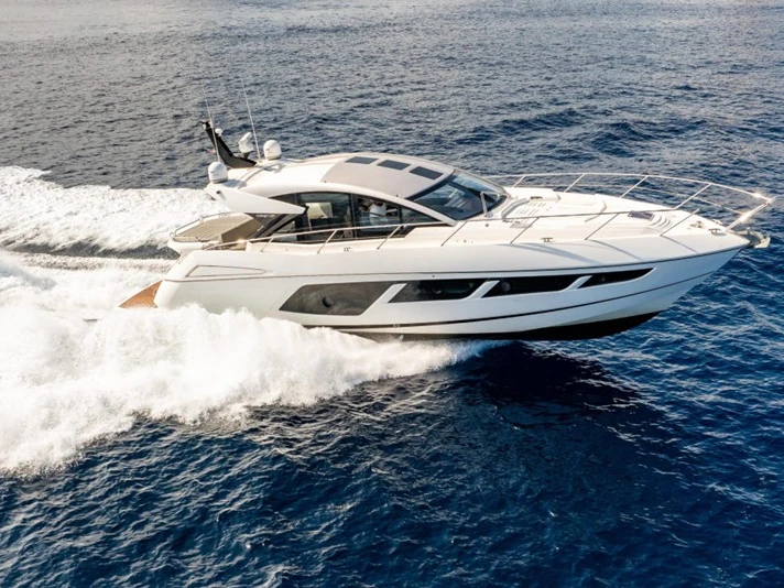 Pronájem Jachta v Antibes -Sunseeker Predator 57