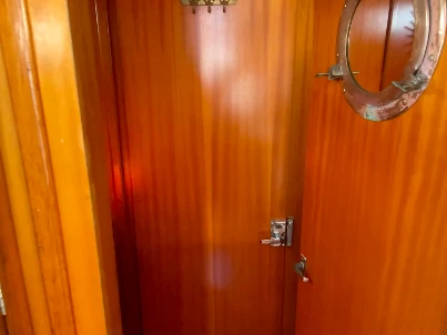 Dufour Dufour 2800 jednotlivci a charterové společnosti v Saint-Tropez