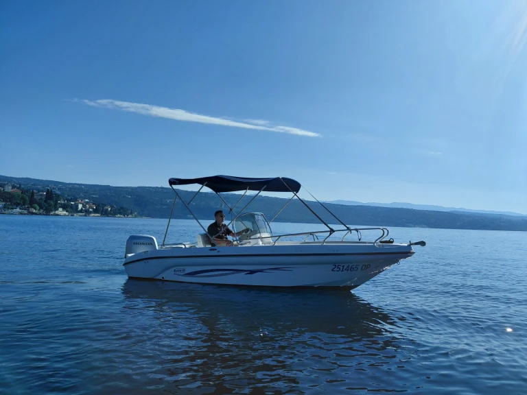 Pronájem lodi Ranieri Open Voyager 19 v Opatija na Samboatu