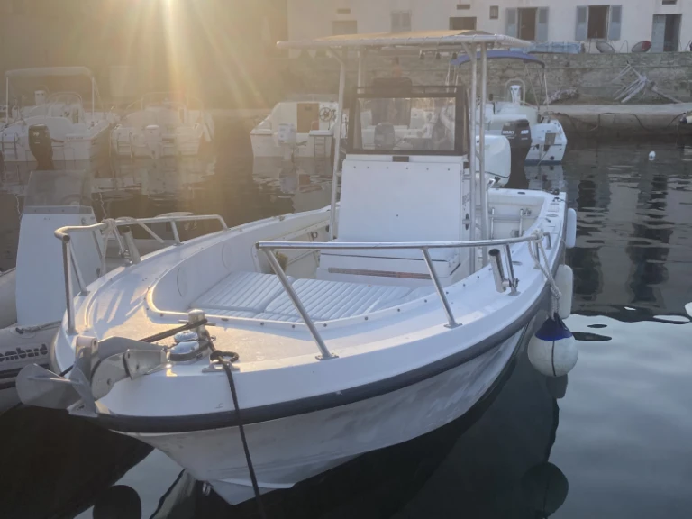 Mako 232 jednotlivci a charterové společnosti v Bastia