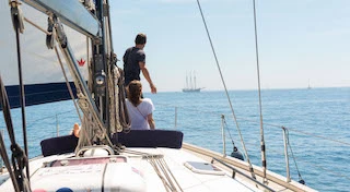 Pronajmout si Bavaria Bavaria 49 v Barcelona